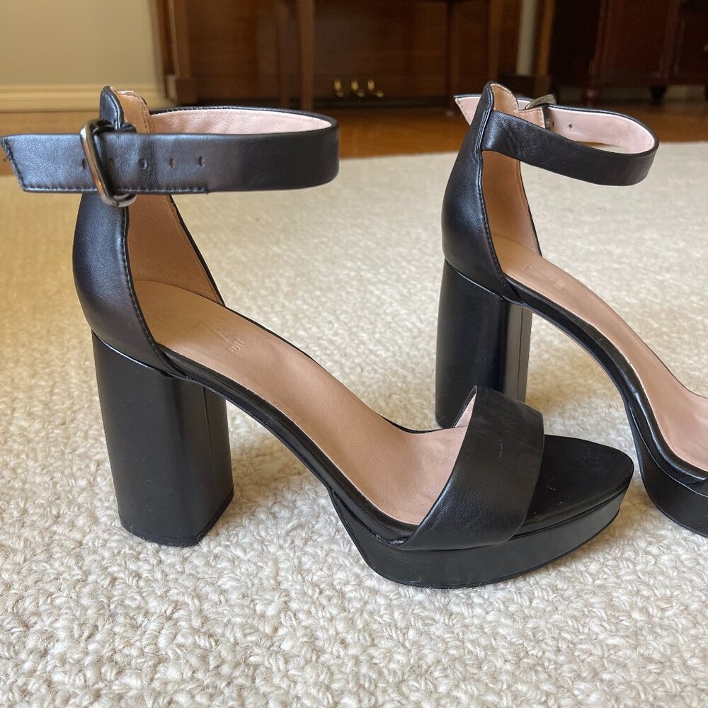 27 Edit Naturalizer Jaselle Sandal